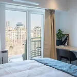 Superb River Views 1br + Parking 布加勒斯特