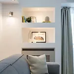 公寓 Superb River Views 1br + Parking 布加勒斯特