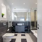 Superb River Views 1br + Parking * 布加勒斯特