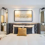 公寓 Superb River Views 1br + Parking *