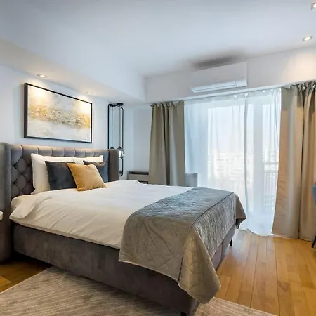 Apartament Superb River Views 1br + Parking *