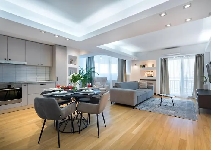 アパート Superb River Views 1br + Parking ブカレスト